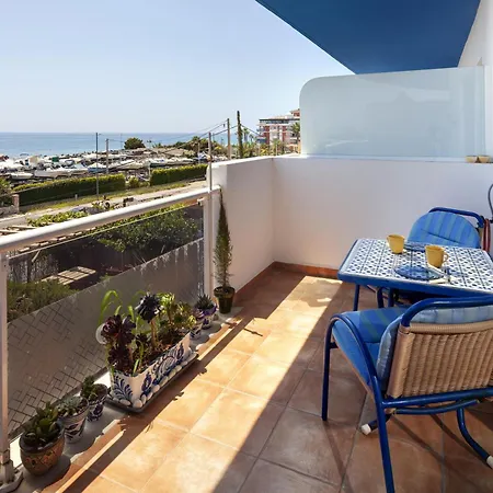 Seaview Costa 公寓 *